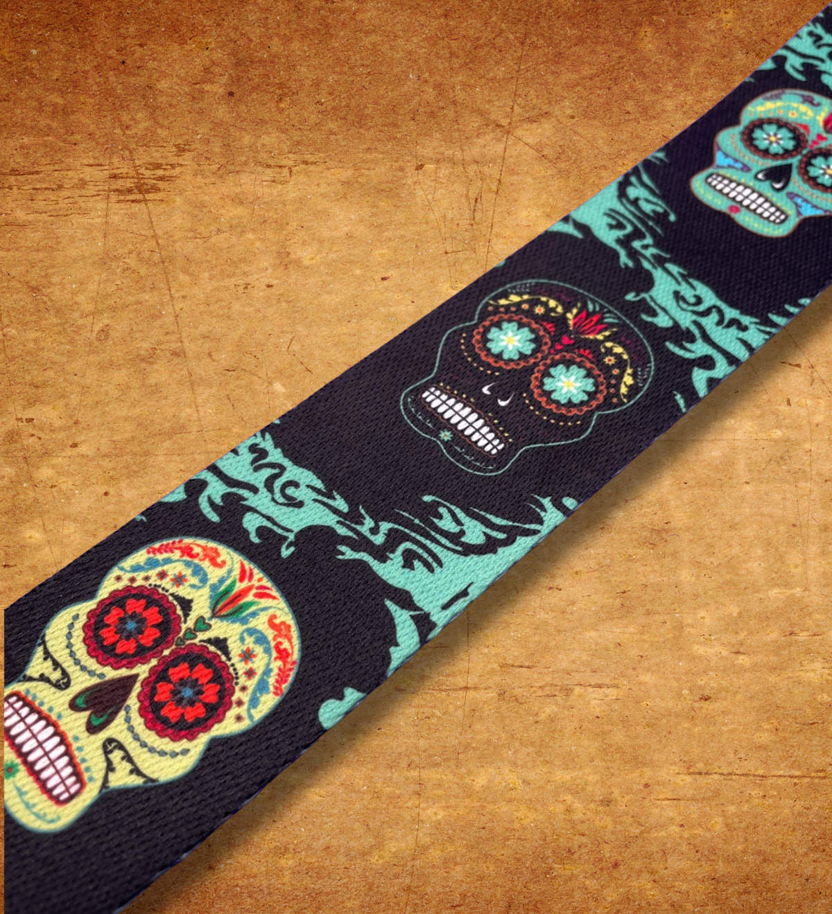 LOCK-IT 2" PLUSH POLY SUGAR SKULLS Guitar Strap – view 2