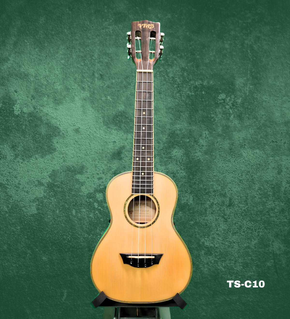 V-Tab TS-C10 Solid Spruce Top, Concert Ukulele
