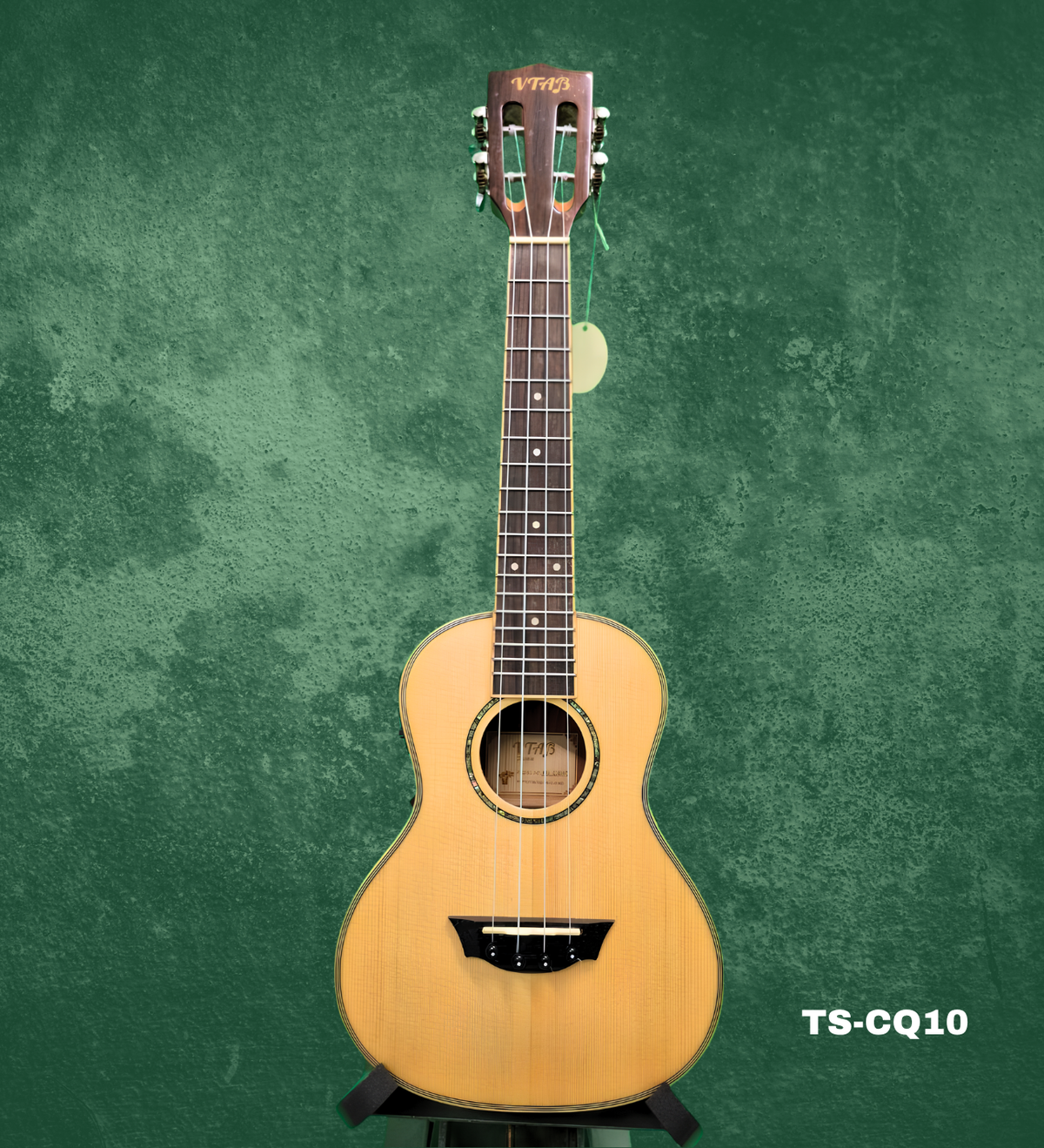 V-Tab TS-CQ10 Solid Spruce Top, Ukulele w/EQ